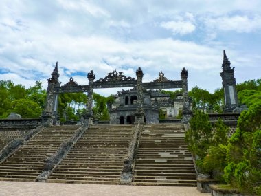 Manadarin hnour muhafız, Hue, Vietnam ile Khai Dinh mezarı