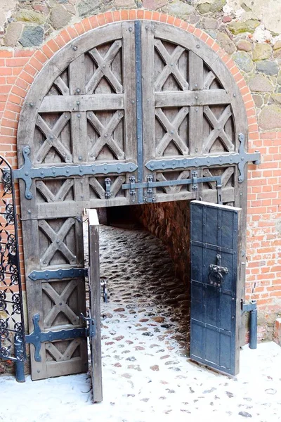 Kalenin eski kapısı