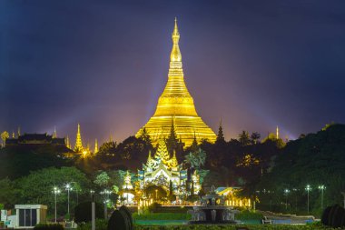 shwedagon pagoda yangon, Myanmar