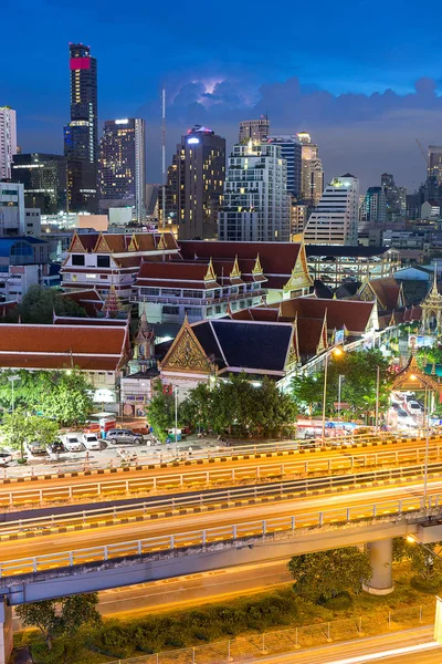 Bangkok Tayland de yol ışık kuyrukları — Stok fotoğraf