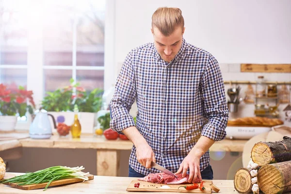 Meat preparation clouse up shot — Stock Photo, Image