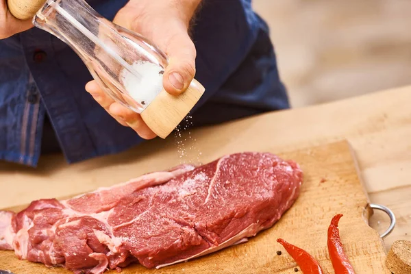 Preparación de carne clouse up shot — Foto de Stock