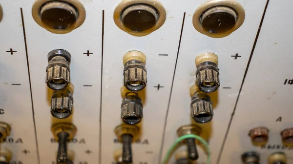 Elektrik konnektörleri