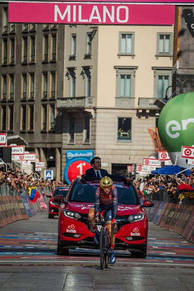 Milano Italia Mayo 2017 Vincenzo Nibali Team Bahrain Línea Meta — Foto de Stock