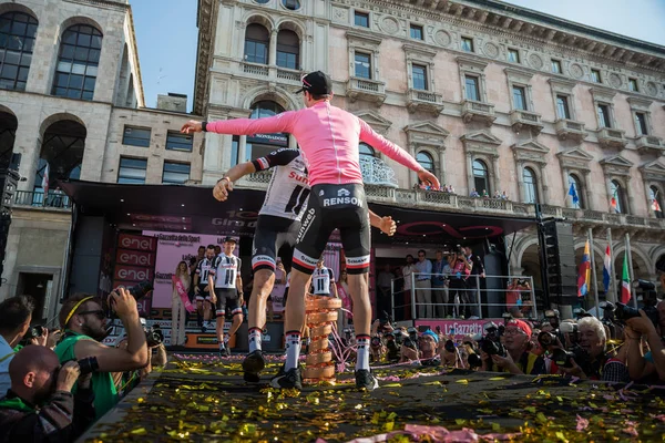 Milano Italia Mayo 2017 Tom Doumulin Celebra Victoria Del Tour — Foto de Stock