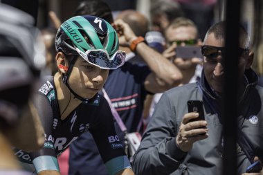 Treviso, İtalya 31 Mayıs 2019: Davide Formolo Giro D 'Italia 2019' un 19. etabının başlamasını bekliyor.