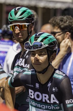 Treviso, İtalya 31 Mayıs 2019: Davide Formolo Giro D 'Italia 2019' un 19. etabının başlamasını bekliyor.