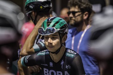 Treviso, İtalya 31 Mayıs 2019: Davide Formolo Giro D 'Italia 2019' un 19. etabının başlamasını bekliyor.