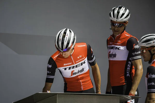 Valdaora Italia Mayo 2019 Todo Equipo Trek Segafredo Podio Firma — Foto de Stock