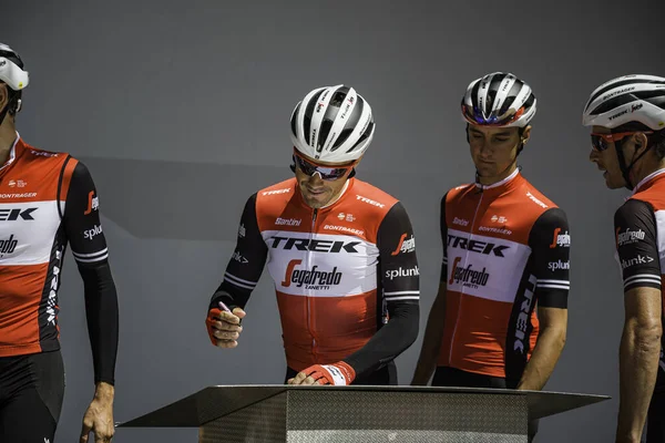 Valdaora Italia Mayo 2019 Todo Equipo Trek Segafredo Podio Firma — Foto de Stock