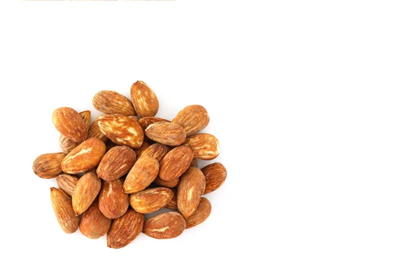Peeled young almonds on a white background, isolate, nut antioxidant — Stock Photo, Image