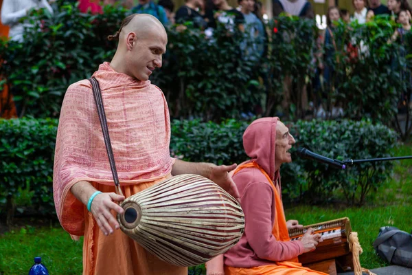 Krishnaïsten (Hare Krishna volgelingen) — Stockfoto