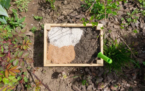 Componenti Della Miscela Suolo Vermiculite Compost Vermicompost Biohumus Agroperlite Vermiculite — Foto Stock