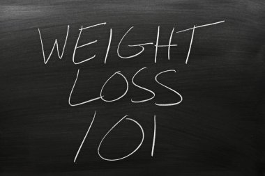 Kilo kaybı 101 bir kara tahta üzerinde