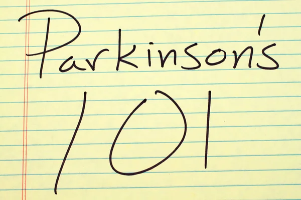 101 της νόσου του Πάρκινσον σε έναν κίτρινο νομική Pad — Φωτογραφία Αρχείου