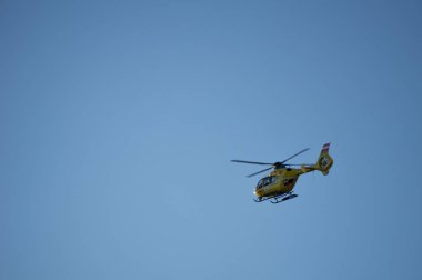 Graz, Avusturya-27.11.2017: Graz hastanesinden ayrılan Oaytc helikopteri