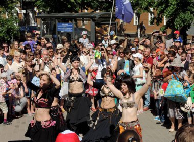 Bir şehir sokak dans