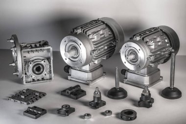 Solucan motoru, elektrik motorları ve şişeleme hatları için ekipman, fabrikalar için endüstriyel ekipman gıda endüstrisi.