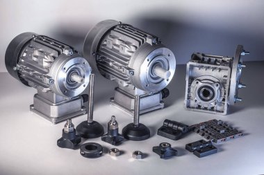 Solucan motoru, elektrik motorları ve şişeleme hatları için ekipman, fabrikalar için endüstriyel ekipman gıda endüstrisi.