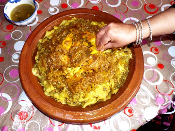 Marokko Dish: Rfissa — Stok Foto