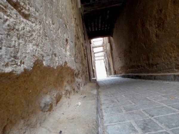 Geleneksel şekilde Fes