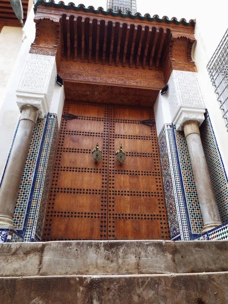 Islámská dveře detail — Stock fotografie