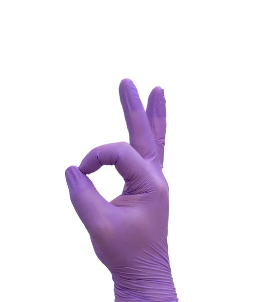 手与医用手套做Ok手势 象征战胜Covid 19的胜利 检疫的结束 大脑皮层病毒的流行 打败病毒 从疾病中恢复 复制空间 — 图库照片
