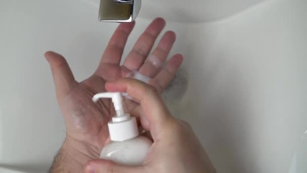 Lavagem Das Mãos Com Álcool Gel Para Eliminar Bactérias Vírus — Vídeo de Stock