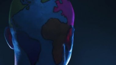 Dünya gezegeninin makyajında kel bir adam