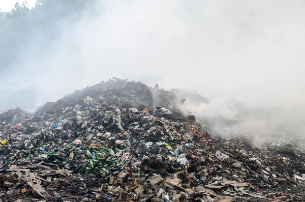 Környezetszennyezés Műanyag Zacskók Üvegek Szemét Szemét Úszkál Folyóban Szemét Hulladék — Stock Fotó