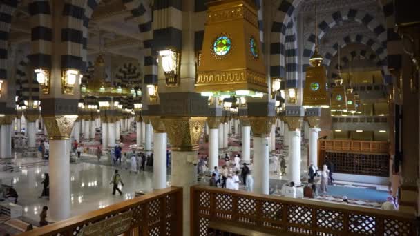 Medina Royaume Arabie Saoudite Circa 2014 Vue Statique Intérieur Mosquée — Video