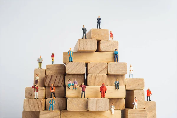 Minyatür oyuncaklar - işe alım ya da kullanılabilir konsept. İstihdam için çeşitli iş tipleri.