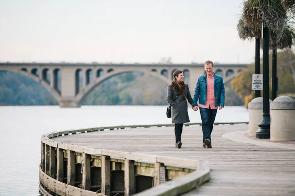 Happy Caucasian Couple Walking Hand Hand Boardwalk Georgetown Washington Alongside — Stock Photo, Image