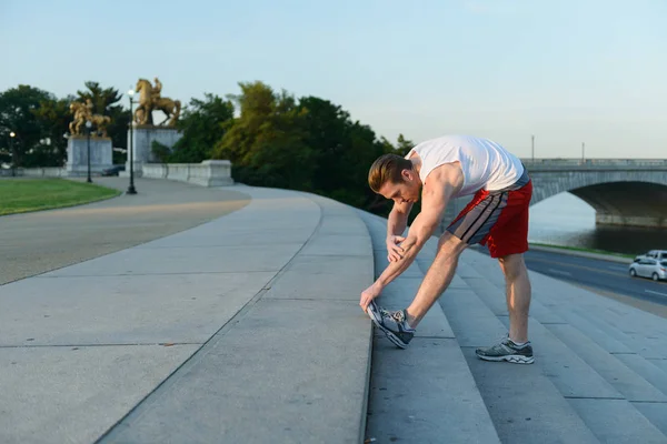 Fit Caucasian Man Stretching Steps Intense Outdoor Workout Early Morning — Stock Photo, Image