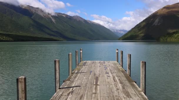 Anlegestelle auf Rotoiti — Stockvideo