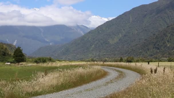 Dirt road to Southern Alps — Stock Video