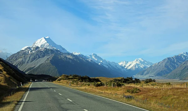 MT Cook ve minareleri — Stok fotoğraf