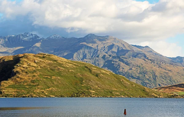 Berg på Lake Wanaka — Stockfoto
