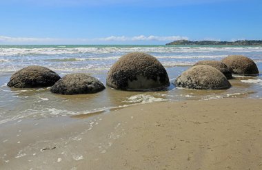 Moeraki Boulders - Koekohe Beach, Yeni Zelanda