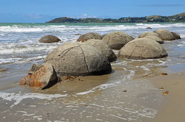 侵蚀大圆巨砾 Koekohe 新西兰 — 图库照片
