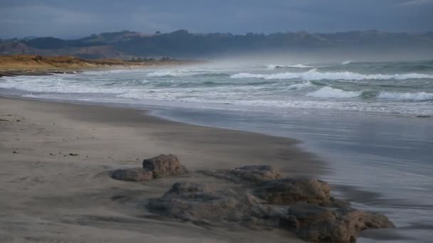 Ondas Waihi Beach Nova Zelândia — Vídeo de Stock