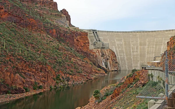 View Theodore Roosevelt Dam Apache Trail Arizona Usa — Stock Photo, Image