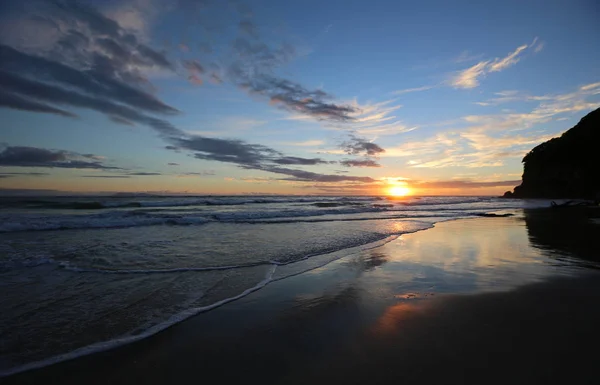 Sunrise Reflection Waihi Beach Bowentown New Zealand — Stock Photo, Image