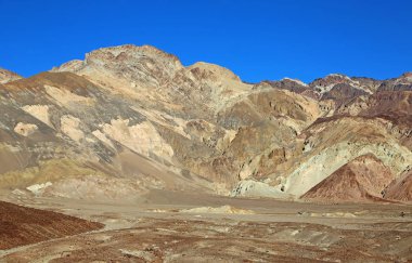 Sanatçının paleti döngü - Ölüm Vadisi Milli Parkı, California görüntülemek