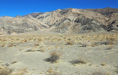 Inyo dağlar - görünüm Owens Valley, Kaliforniya