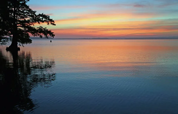 日出的颜色 里尔福湖州立公园 田纳西州 — 图库照片
