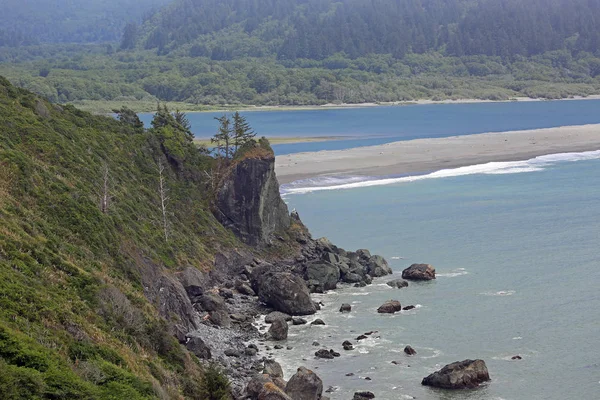 Klipp Och Spott Klamath Redwood National Park Kalifornien Stockfoto