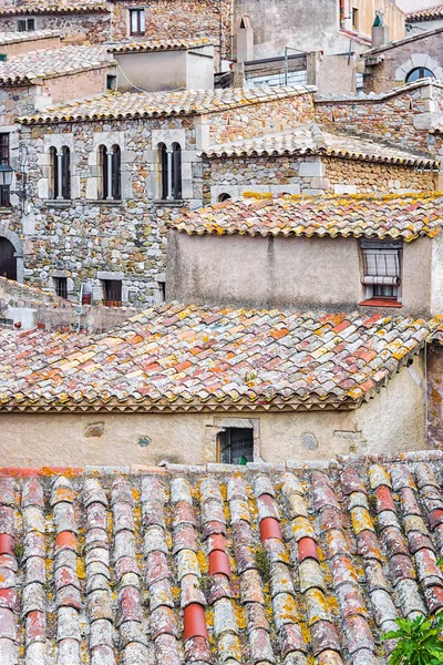 Old houses and tiled roofs — Stock Photo, Image