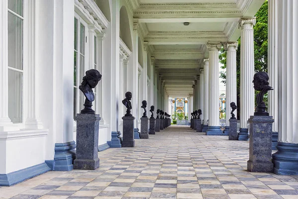 Cameron Gallery - een monument van de architectuur in de stad Catheri — Stockfoto