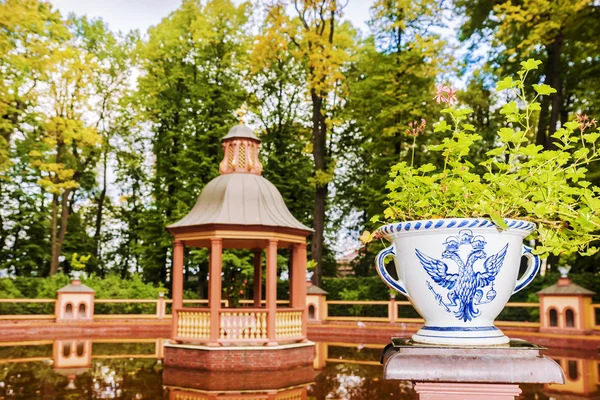 Jardín de verano - complejo de parques, un monumento de arte paisajístico de la —  Fotos de Stock